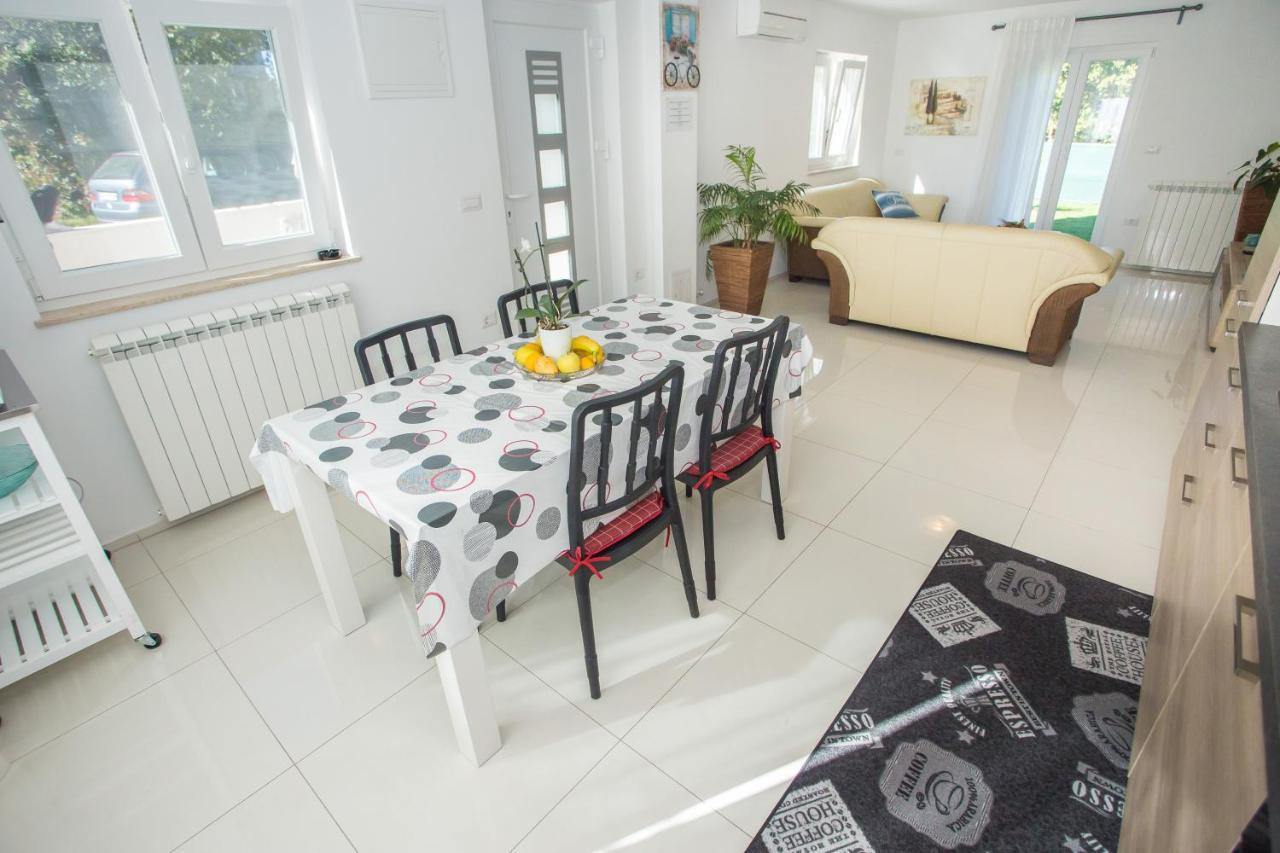 Zagar Apartment 포레치 외부 사진